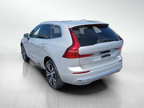 2022 Volvo XC60 B5 Inscription