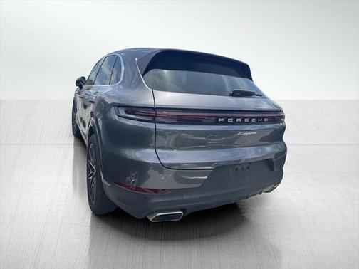 2024 Porsche Cayenne Base