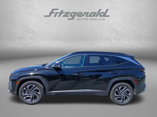 Phantom Black 2025 Hyundai TUCSON Limited