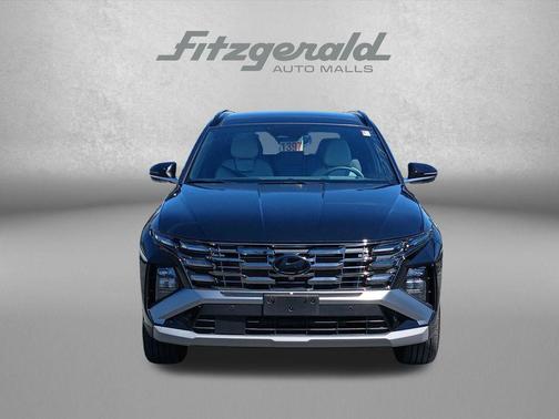 Phantom Black 2025 Hyundai TUCSON Limited