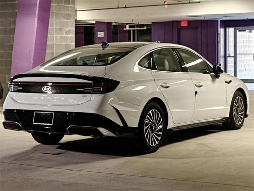 2026 Hyundai SONATA Hybrid SE