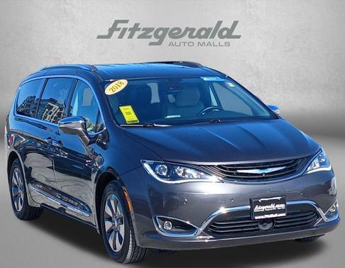 2018 Chrysler Pacifica Hybrid Limited