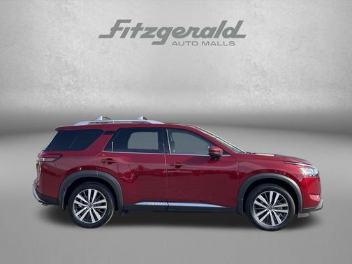 2022 Nissan Pathfinder Platinum 4WD