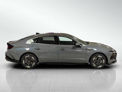 2026 Hyundai SONATA SEL