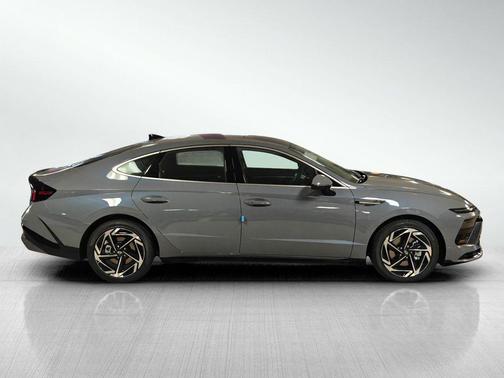 2026 Hyundai SONATA SEL