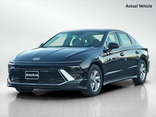 2025 Hyundai SONATA SE