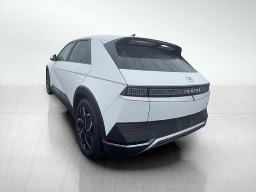 2022 Hyundai IONIQ 5 SEL