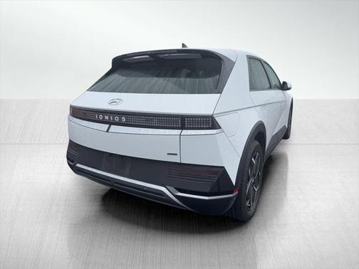 2022 Hyundai IONIQ 5 SEL