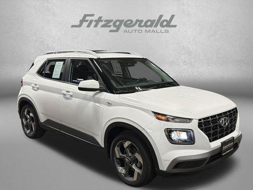 2024 Hyundai VENUE SEL