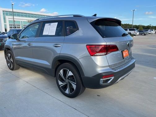 2024 Volkswagen Taos 1.5T SE