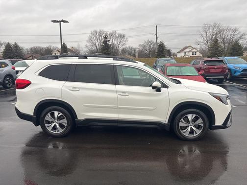 2023 Subaru Ascent Premium 8-Passenger