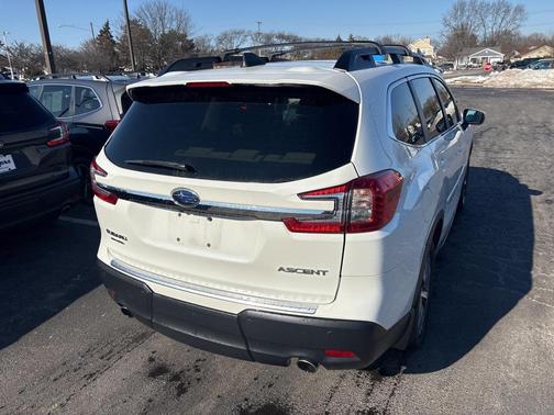 2023 Subaru Ascent Premium 8-Passenger