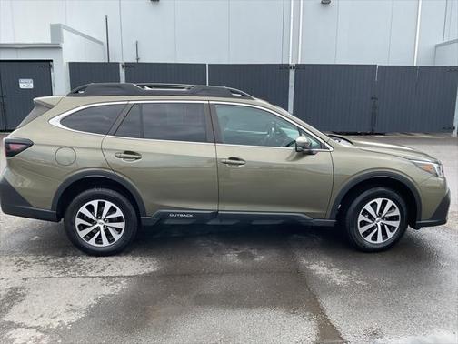 2021 Subaru Outback Premium