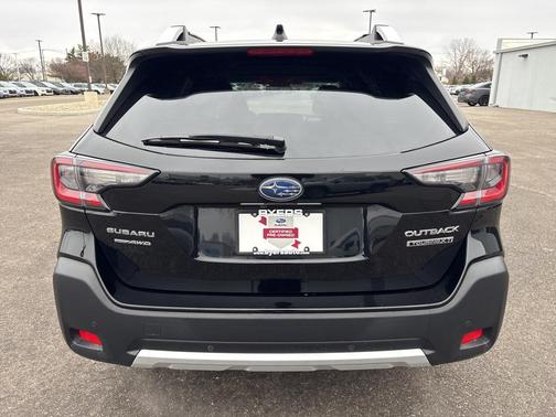 2023 Subaru Outback Touring XT