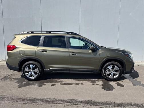 2024 Subaru Ascent Premium 7-Passenger