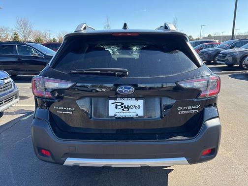 2023 Subaru Outback Touring XT