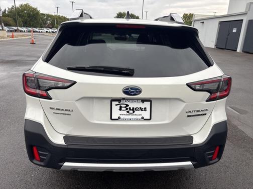 2022 Subaru Outback Touring XT