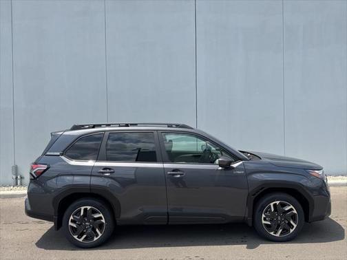 2025 Subaru Forester Hybrid Premium
