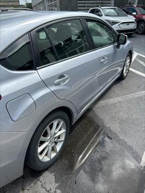 2014 Subaru Impreza 2.0i Premium