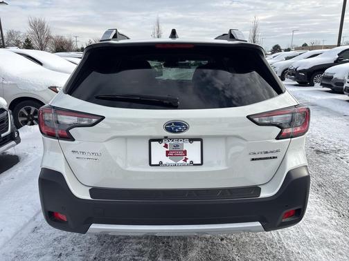 2025 Subaru Outback Touring XT