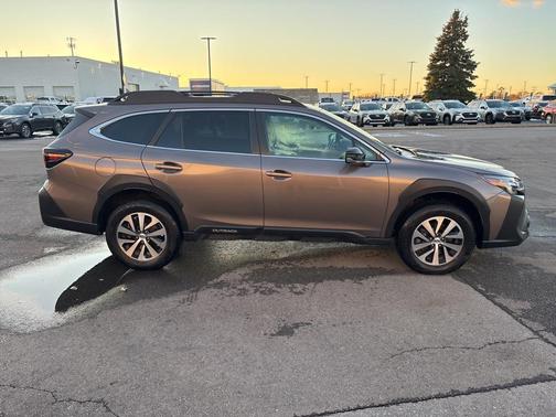 2023 Subaru Outback Premium