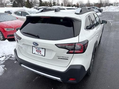 2023 Subaru Outback Touring XT