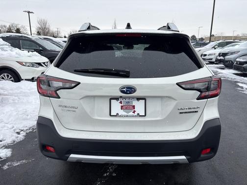 2023 Subaru Outback Touring XT