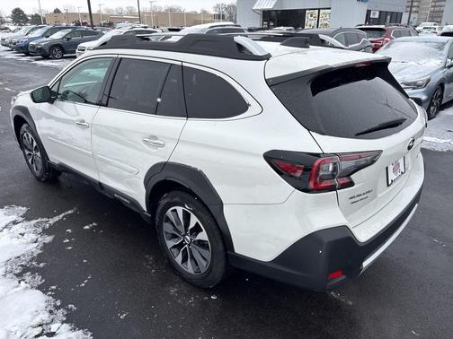 2023 Subaru Outback Touring XT