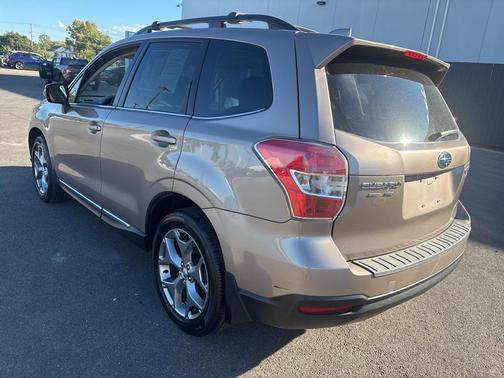 2016 Subaru Forester 2.5i Touring
