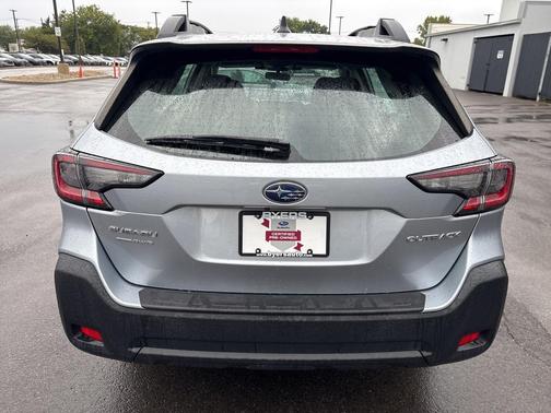 2023 Subaru Outback Base