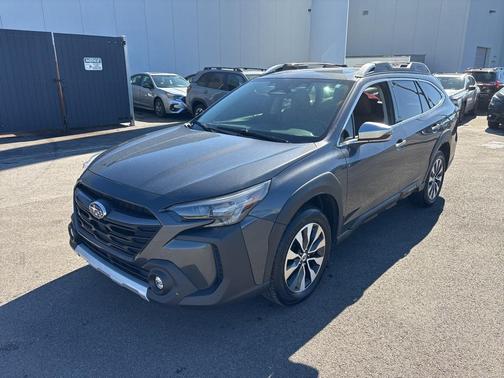 2023 Subaru Outback Touring