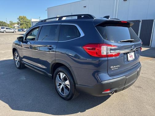 2025 Subaru Ascent Premium 7-Passenger