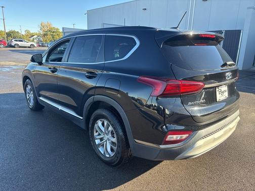 2019 Hyundai SANTA FE SE 2.4