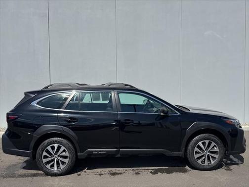 2023 Subaru Outback Base