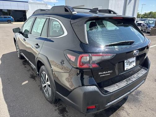 2023 Subaru Outback Base