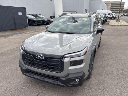 River Rock Pearl 2026 Subaru Outback Limited