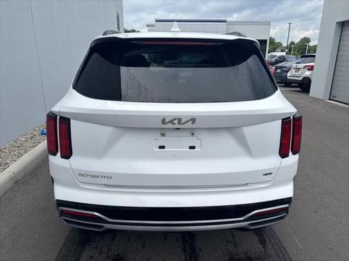 2023 Kia Sorento SX