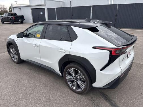 2023 Subaru Solterra Touring