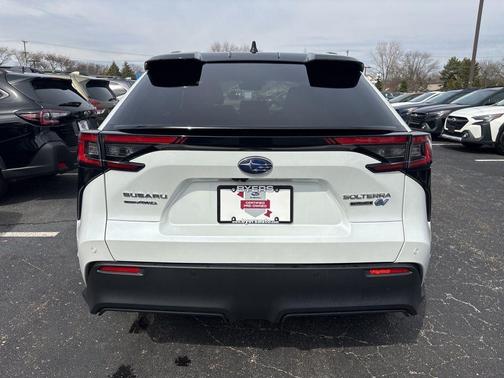 Cosmic White Pearl 2-Tone 2023 Subaru Solterra Touring