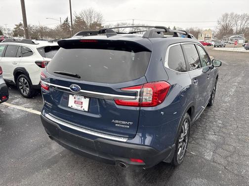 2023 Subaru Ascent Limited 8-Passenger