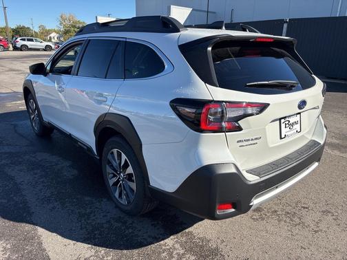 2025 Subaru Outback Limited XT