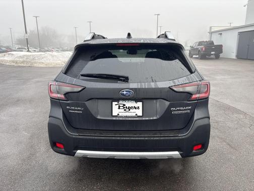 2024 Subaru Outback Touring XT