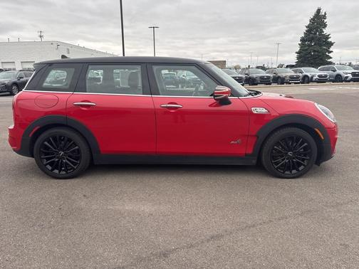 2022 MINI Clubman Cooper S ALL4