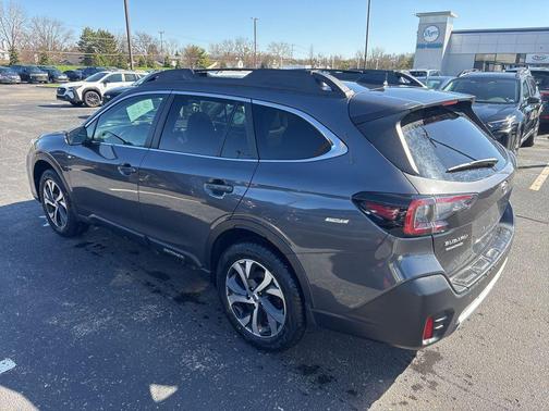 Magnetite Gray Metallic 2021 Subaru Outback Limited