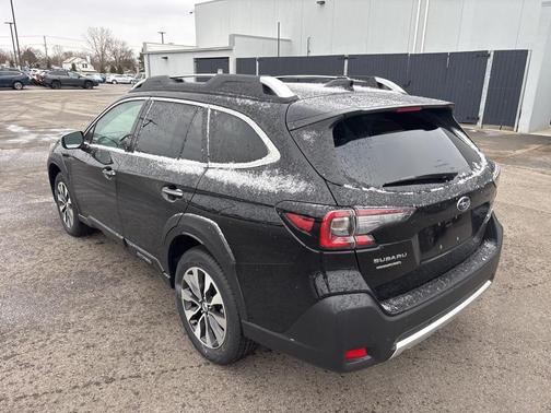 2025 Subaru Outback Touring XT
