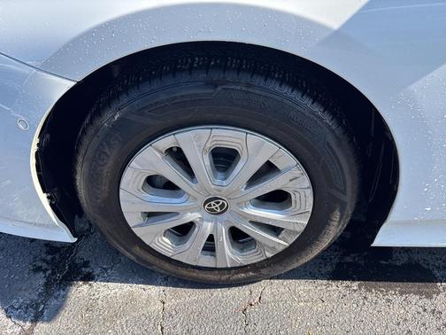 2019 Toyota Prius L