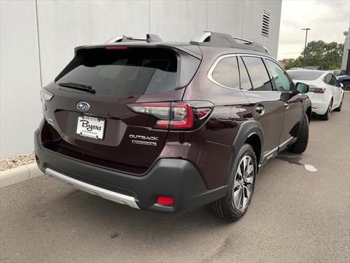 2025 Subaru Outback Touring XT