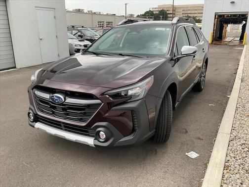 2025 Subaru Outback Touring XT
