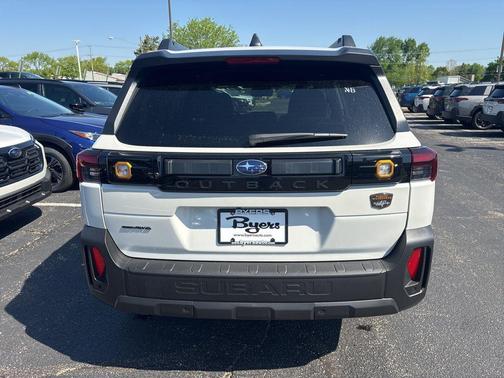 Crystal White Pearl 2026 Subaru Outback Wilderness