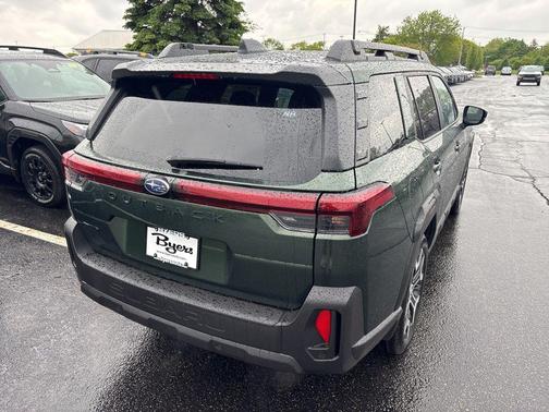 Deep Emerald Green Pearl 2026 Subaru Outback Touring XT